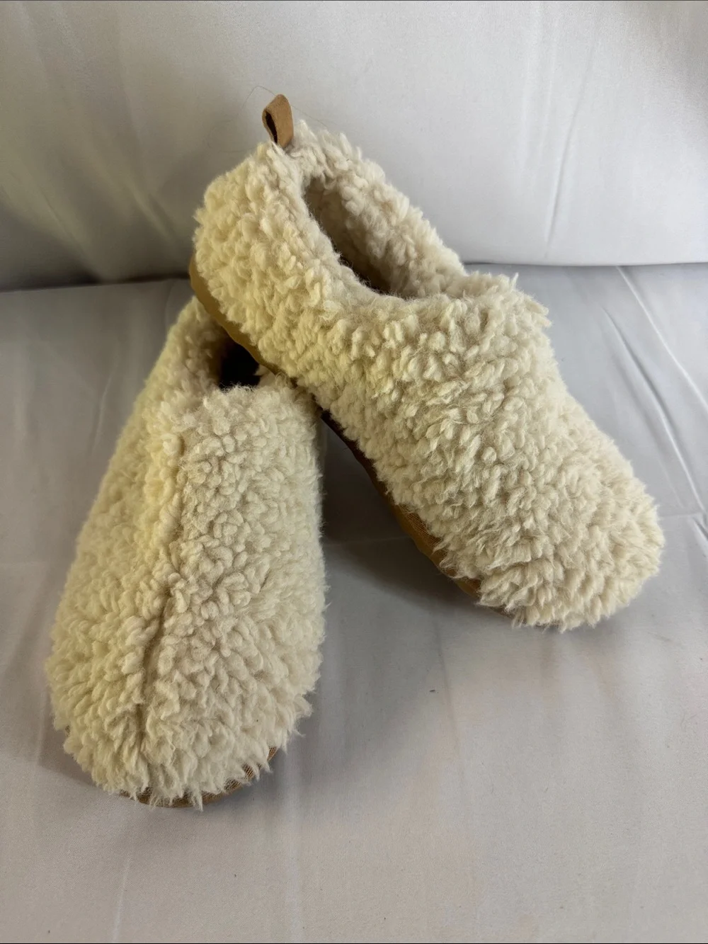 Kids Cream Sherpa Slip-On Slippers